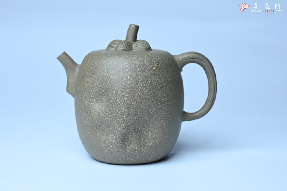 紫砂壶图片：美壶特惠 精致薄胎青段泥瓜菱壶 质量仅84g 茶人醉爱 - 全手工紫砂壶网