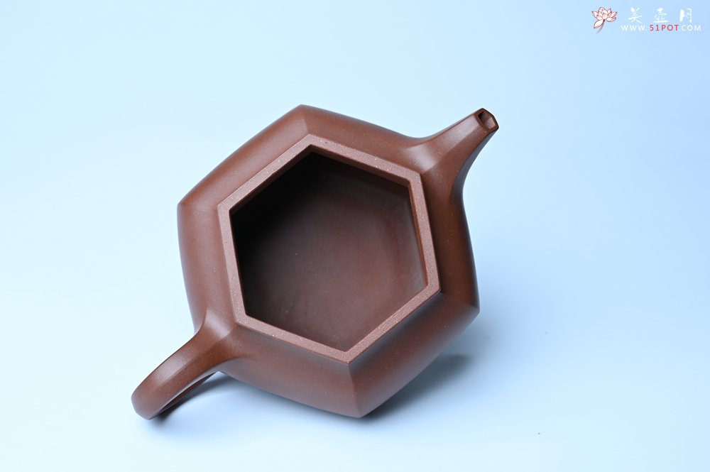 紫砂壶图片：实力派张海艳全手工精工六方仿古壶 气势磅礴 线面挺括平正 - 全手工紫砂壶网