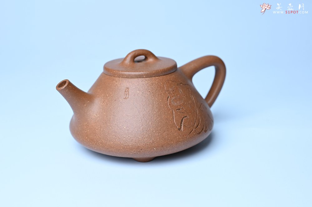 紫砂壶图片：油润五彩段泥 全手工薄胎子冶石瓢 难度大 骨肉匀挺 文气装饰罗汉图 无为 - 全手工紫砂壶网