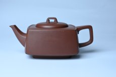 紫砂壶图片：实力派张海艳全手工精工砂四方壶 做工一流 - 全手工紫砂壶网