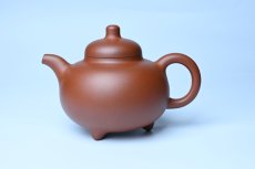 紫砂壶图片：潜力股周小培老师 老师家藏黄龙山一号井小红泥 全手工乳鼎壶 - 全手工紫砂壶网