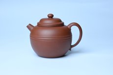 紫砂壶图片：美壶特惠 精致老清水泥腰线巨轮壶 茶人醉爱 - 全手工紫砂壶网