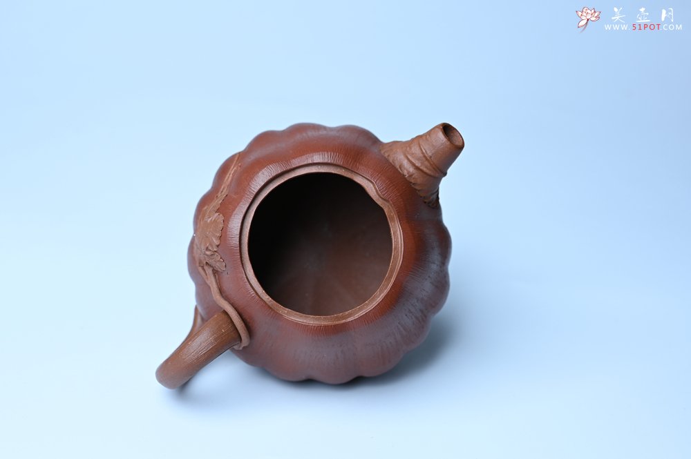紫砂壶图片：美壶福利特惠 美壶专属定制 精致好料南瓜紫砂壶  肌理丰富生动 - 全手工紫砂壶网