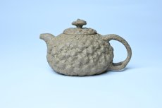 紫砂壶图片：美壶特惠 全手工老青段供春壶 肌理有老树瘿的感觉 灰常赞 - 全手工紫砂壶网