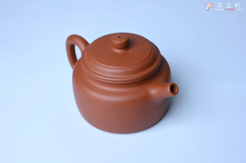 紫砂壶图片：美壶特惠 精致特好黄龙山宝山矿区红降坡泥德中壶 - 全手工紫砂壶网