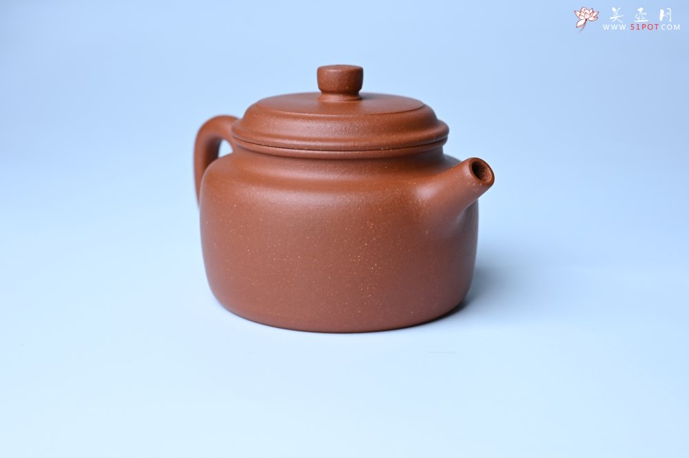 紫砂壶图片：美壶特惠 精致特好黄龙山宝山矿区红降坡泥德中壶 - 全手工紫砂壶网