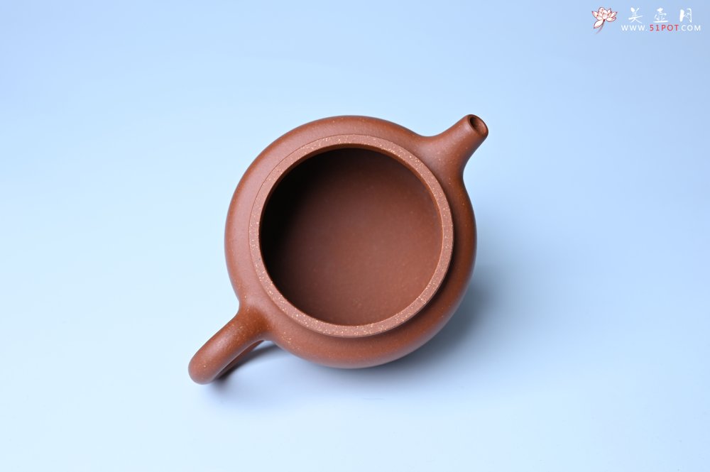 紫砂壶图片：美壶特惠 精致特好黄龙山宝山矿区红降坡泥德中壶 - 全手工紫砂壶网