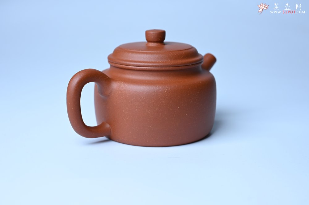 紫砂壶图片：美壶特惠 精致特好黄龙山宝山矿区红降坡泥德中壶 - 全手工紫砂壶网